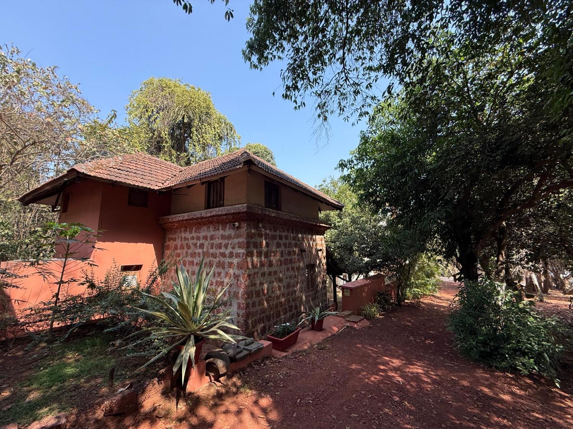 Lar Amorosa Boutique Hotel - Goa Calangute Buitenkant foto