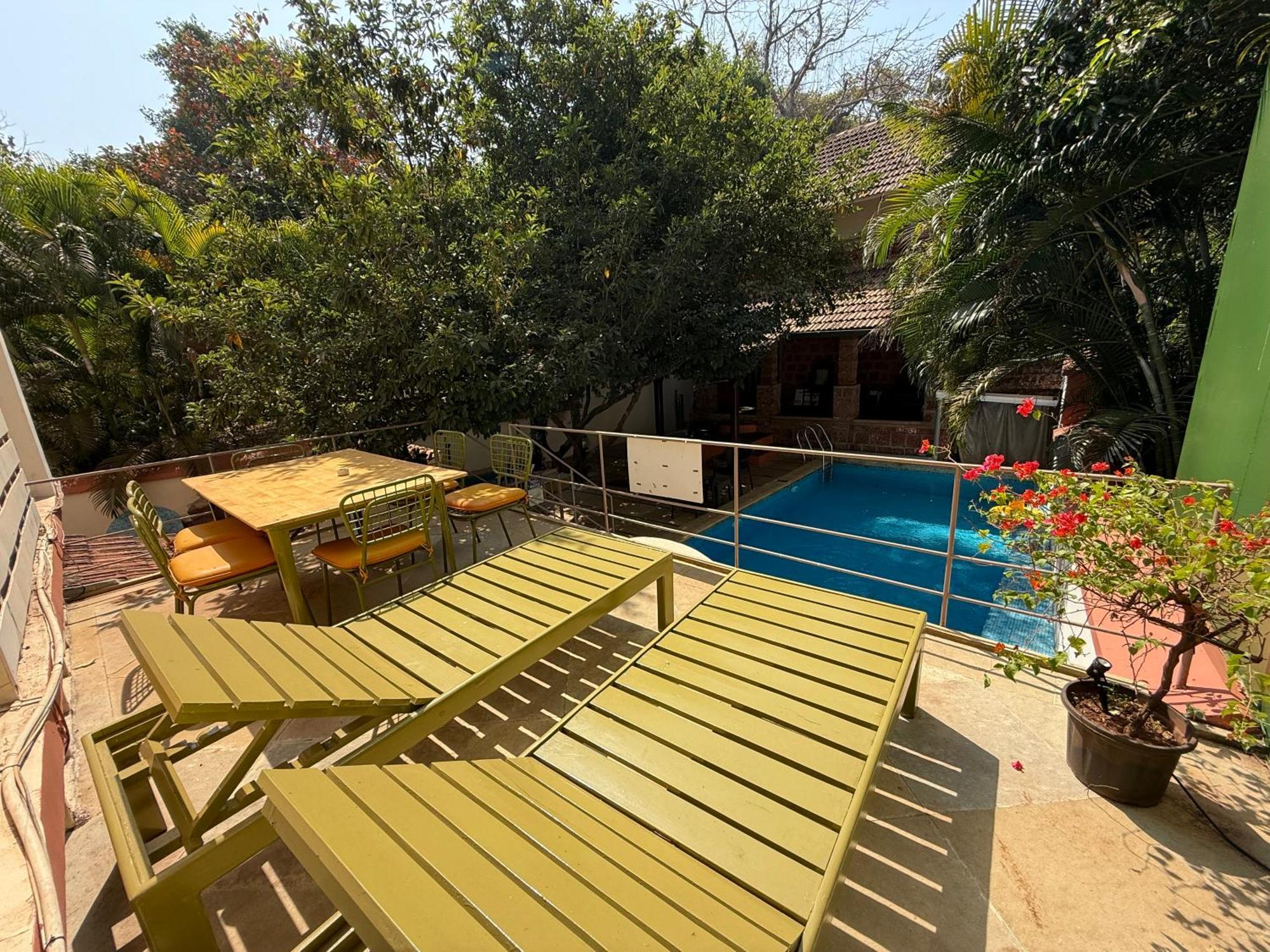 Lar Amorosa Boutique Hotel - Goa Calangute Buitenkant foto