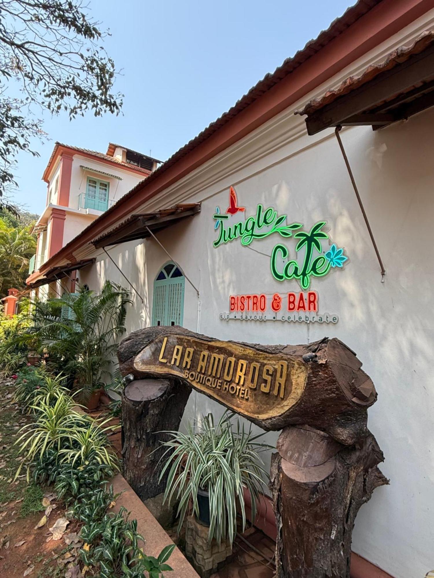 Lar Amorosa Boutique Hotel - Goa Calangute Buitenkant foto