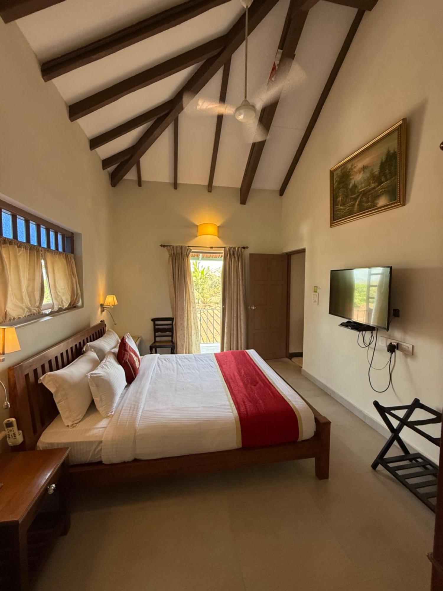 Lar Amorosa Boutique Hotel - Goa Calangute Buitenkant foto