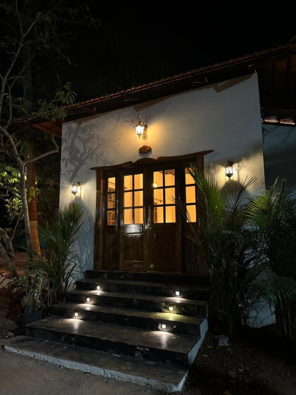 Lar Amorosa Boutique Hotel - Goa Calangute Buitenkant foto
