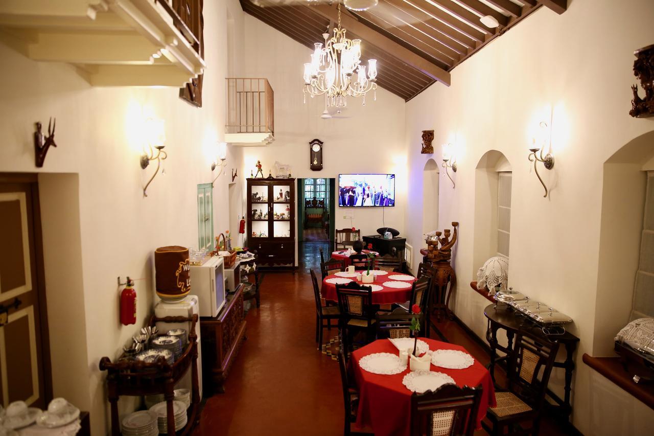 Lar Amorosa Boutique Hotel - Goa Calangute Buitenkant foto