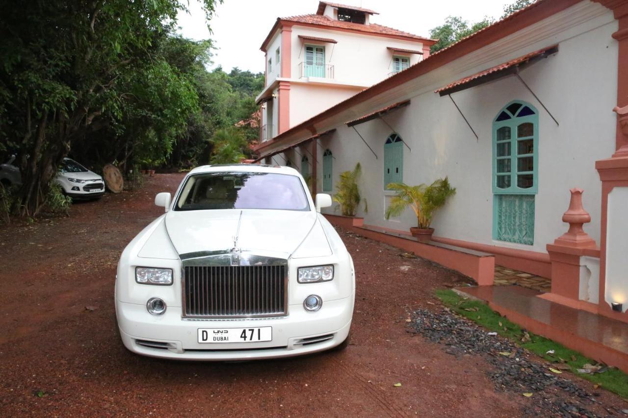 Lar Amorosa Boutique Hotel - Goa Calangute Buitenkant foto